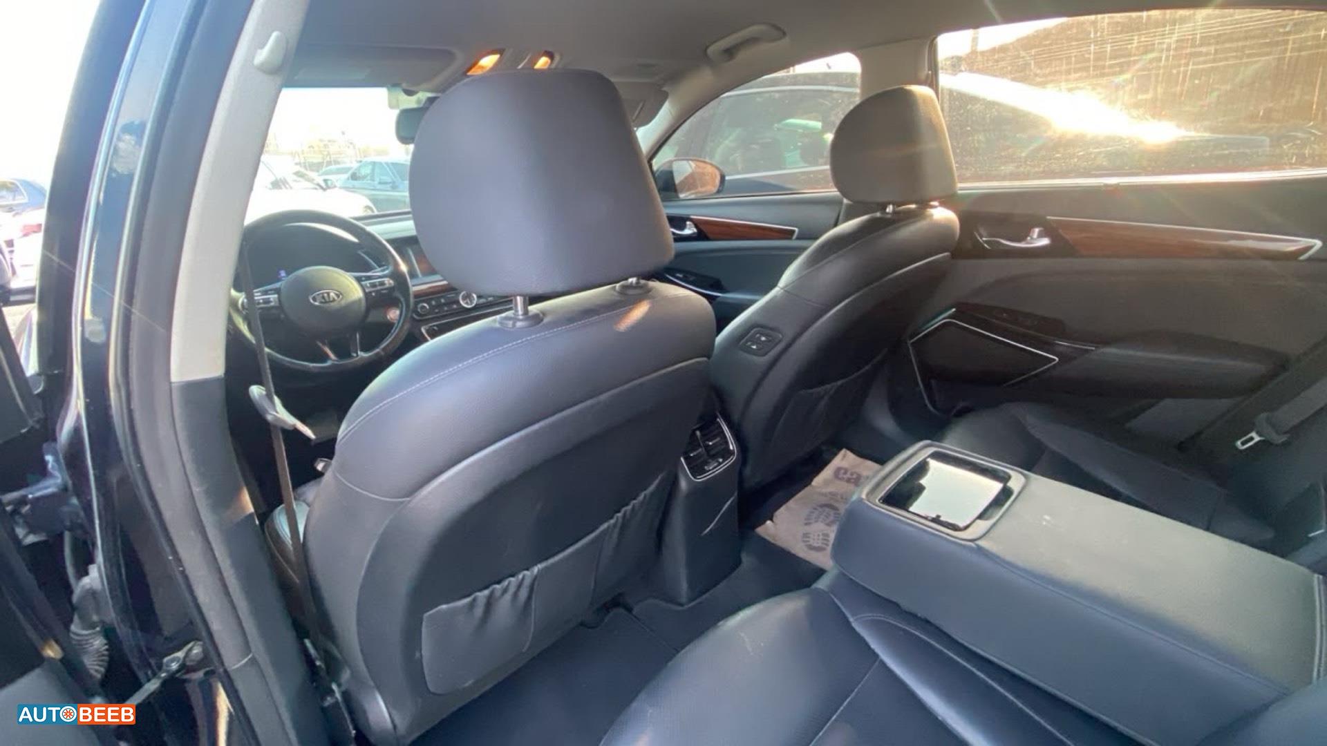KIA Cadenza 2017