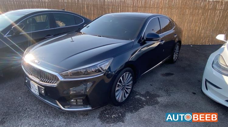 KIA Cadenza 2017