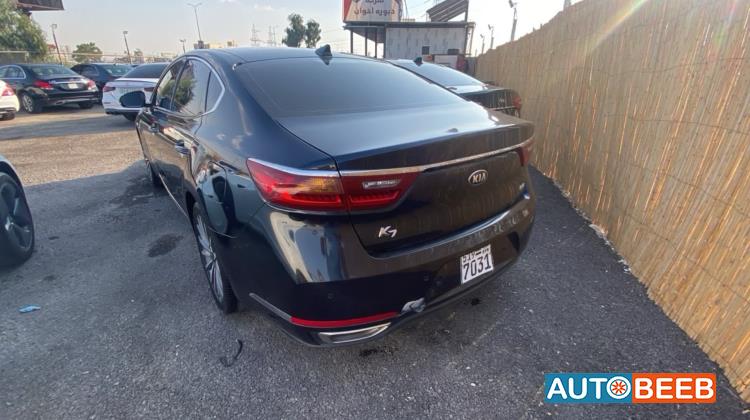 KIA Cadenza 2017