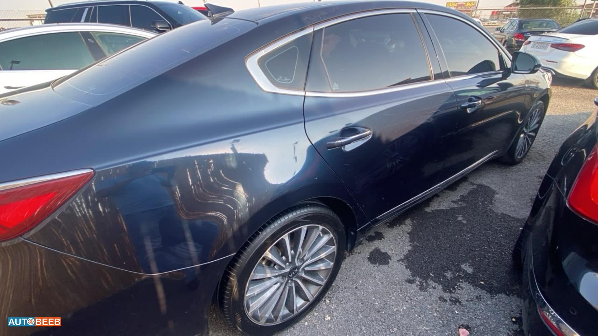 KIA Cadenza 2017