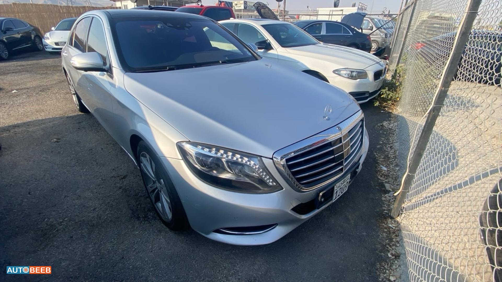 Mercedes Benz S550 2016