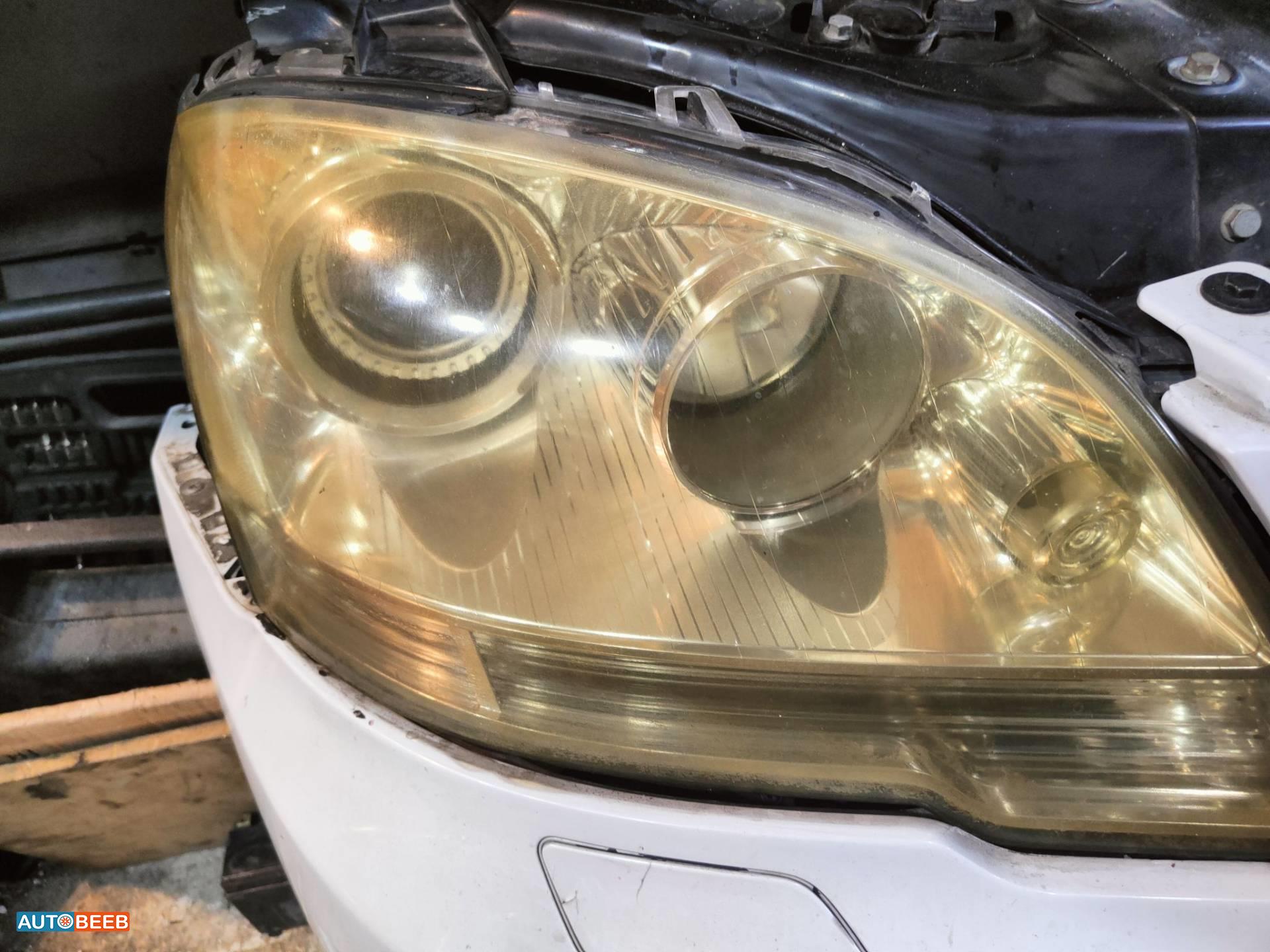 Lights Front light Mercedes Benz ML250