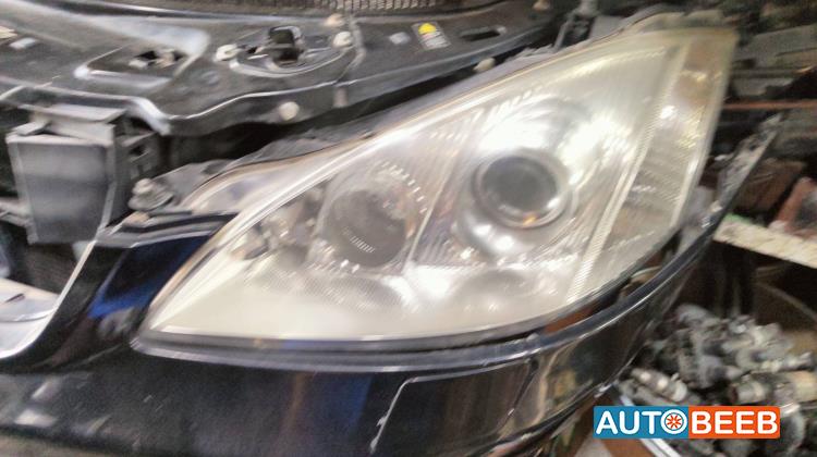 Lights Front light Mercedes Benz C200