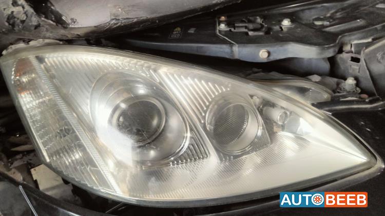 Lights Front light Mercedes Benz C200