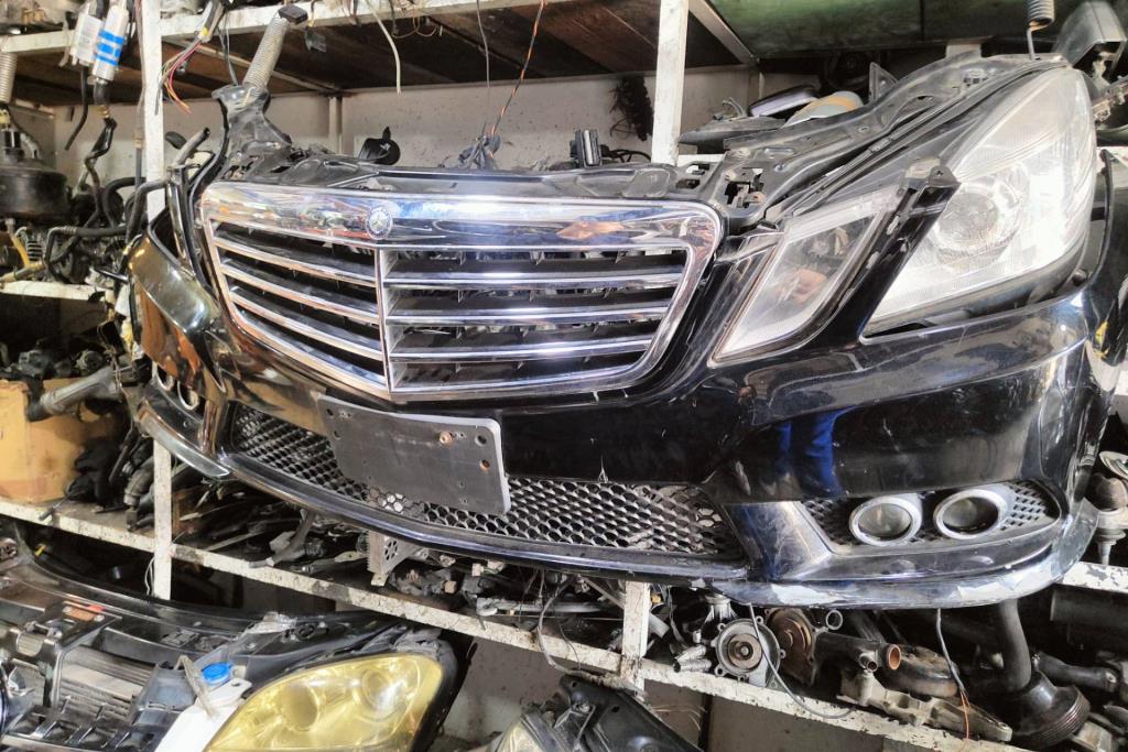 Body  Bumper Mercedes Benz E200