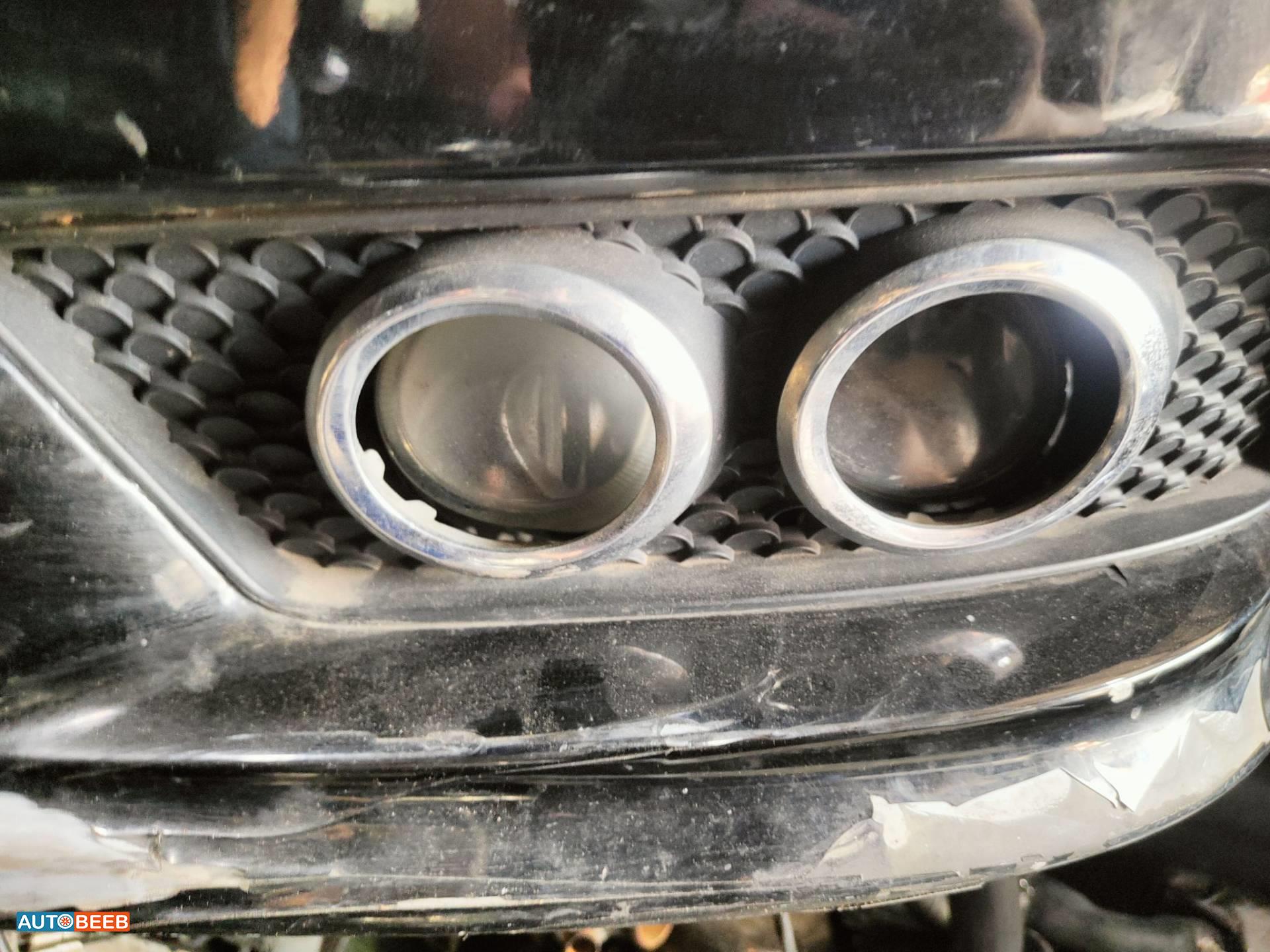 Lights Spotlight Mercedes Benz E200