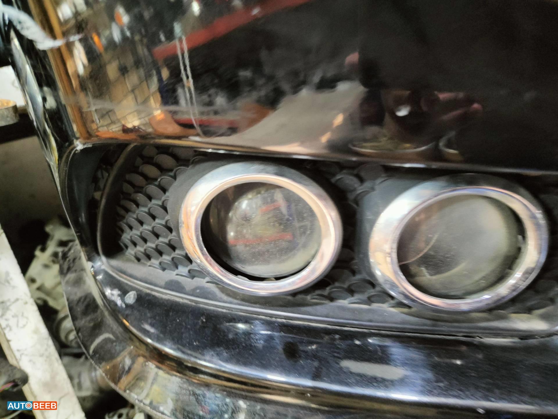Lights Spotlight Mercedes Benz E200