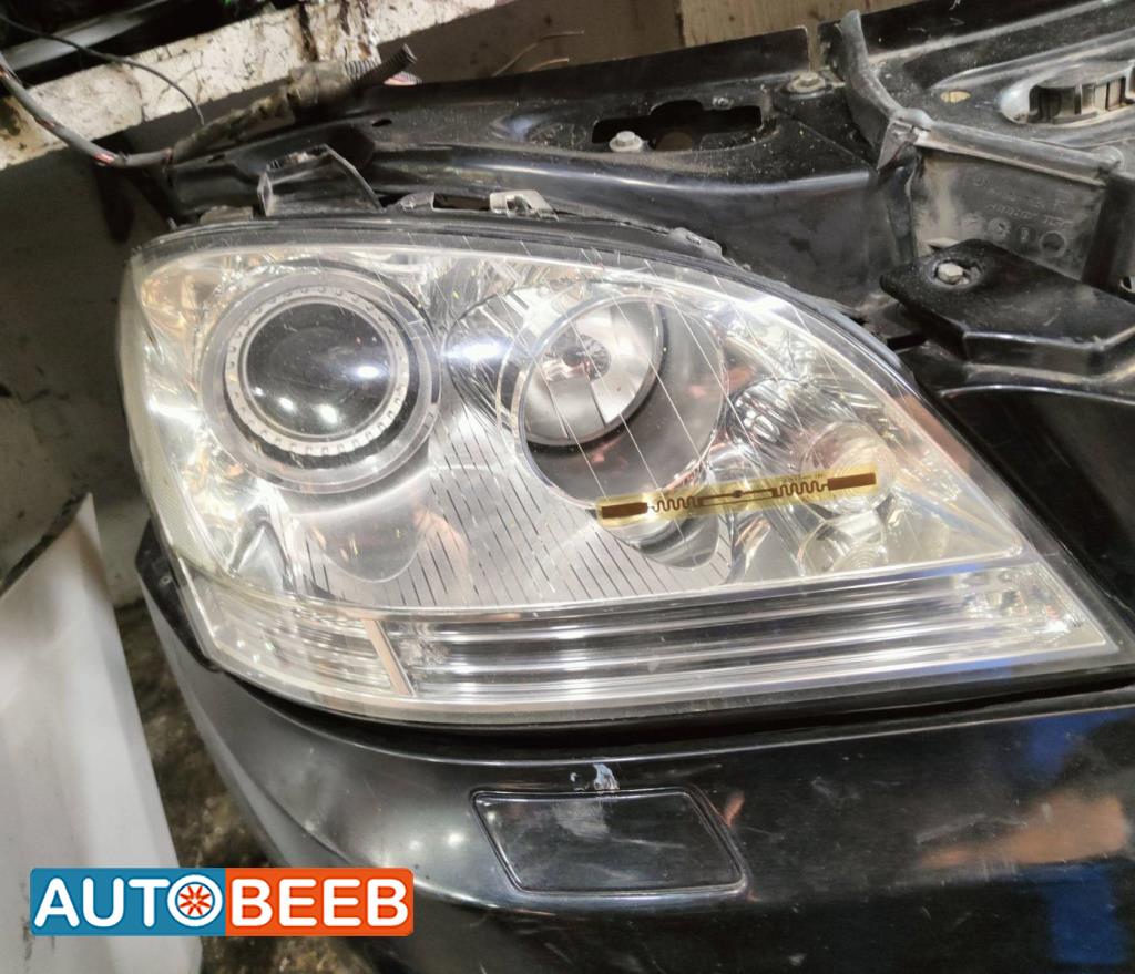 Lights Front light Mercedes Benz ML350
