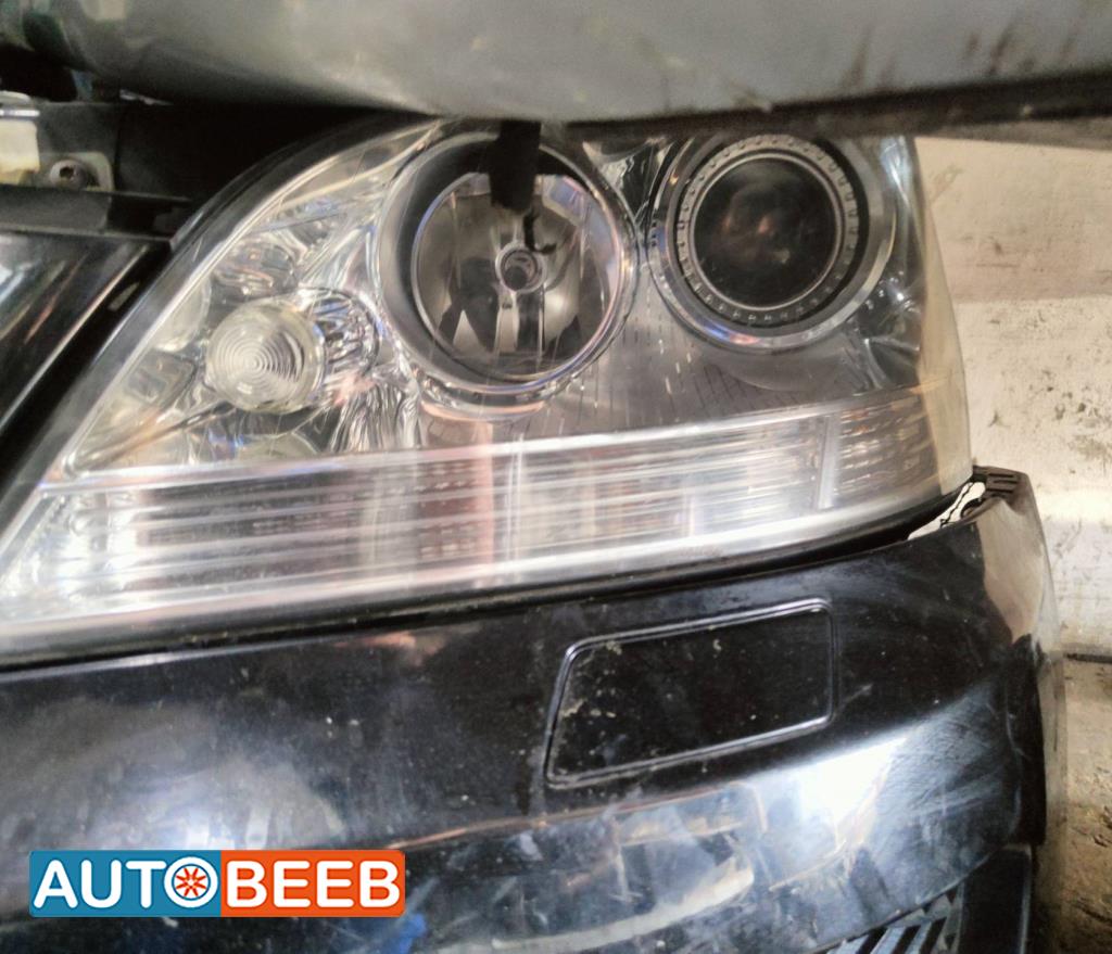 Lights Front light Mercedes Benz ML350
