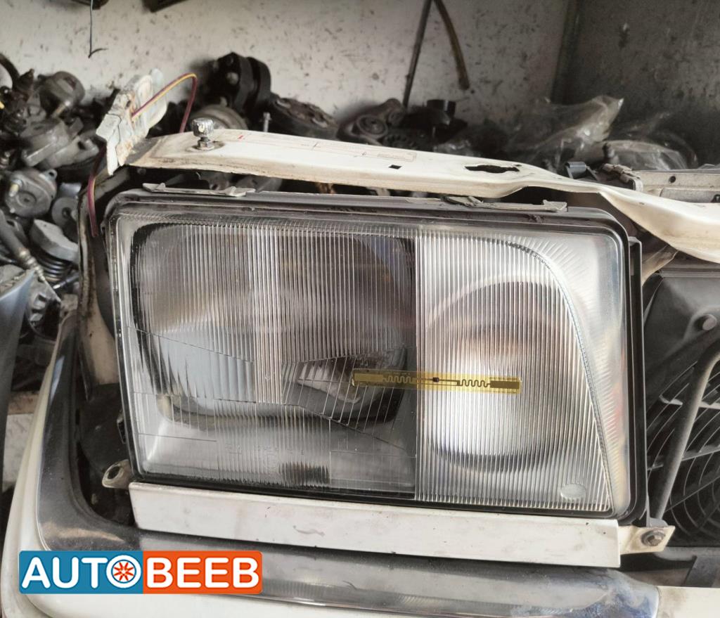 Lights Front light Mercedes Benz E200