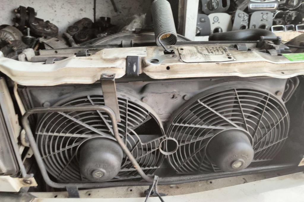  Mechanics  Mercedes Benz E200