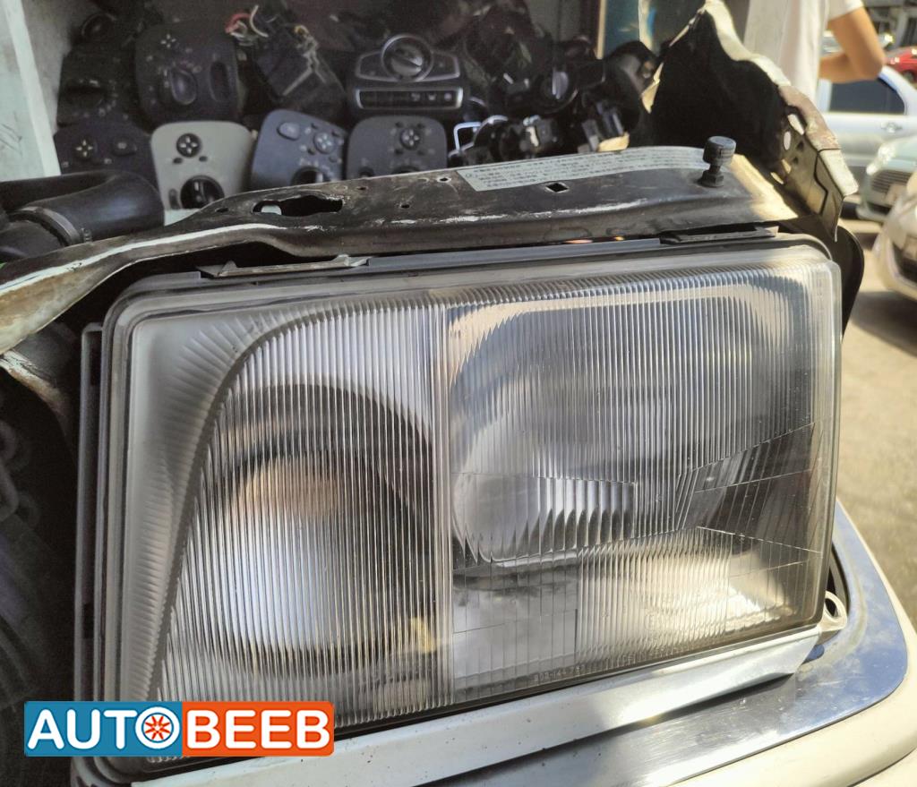 Lights Front light Mercedes Benz E200