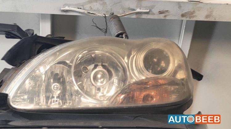 Lights Front light Mercedes Benz E200