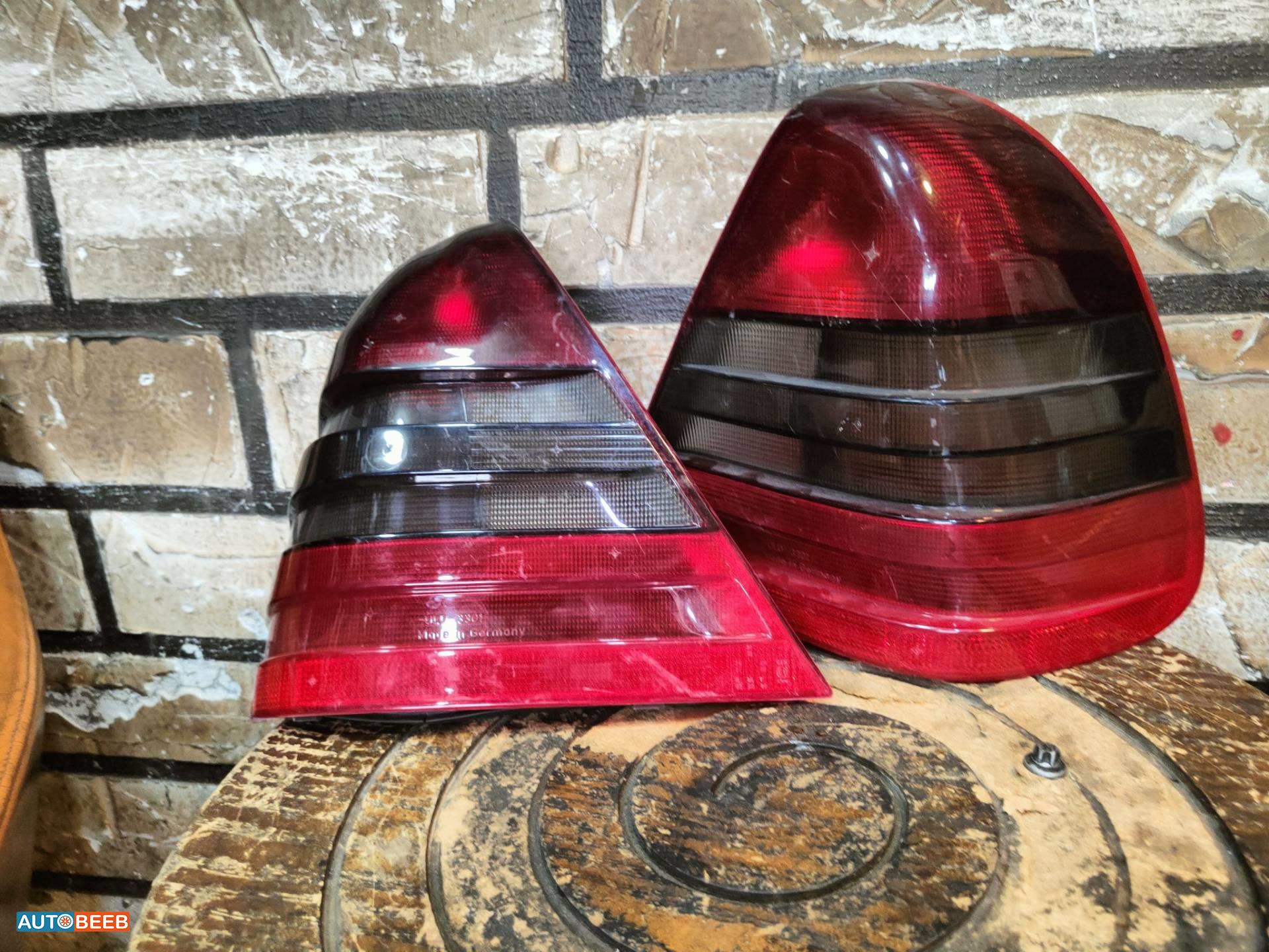 Lights Rear light Mercedes Benz C200