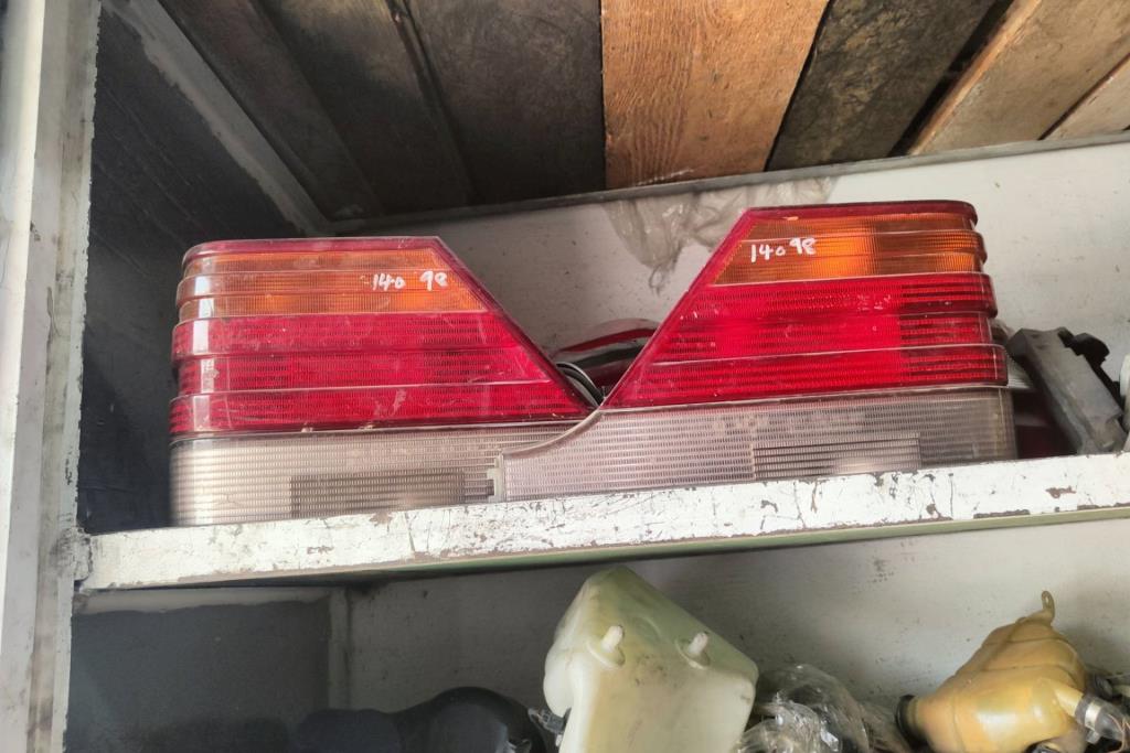 Lights Rear light Mercedes Benz E200