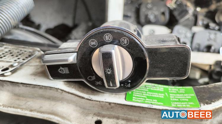 Cabin  Control buttons Mercedes Benz S350
