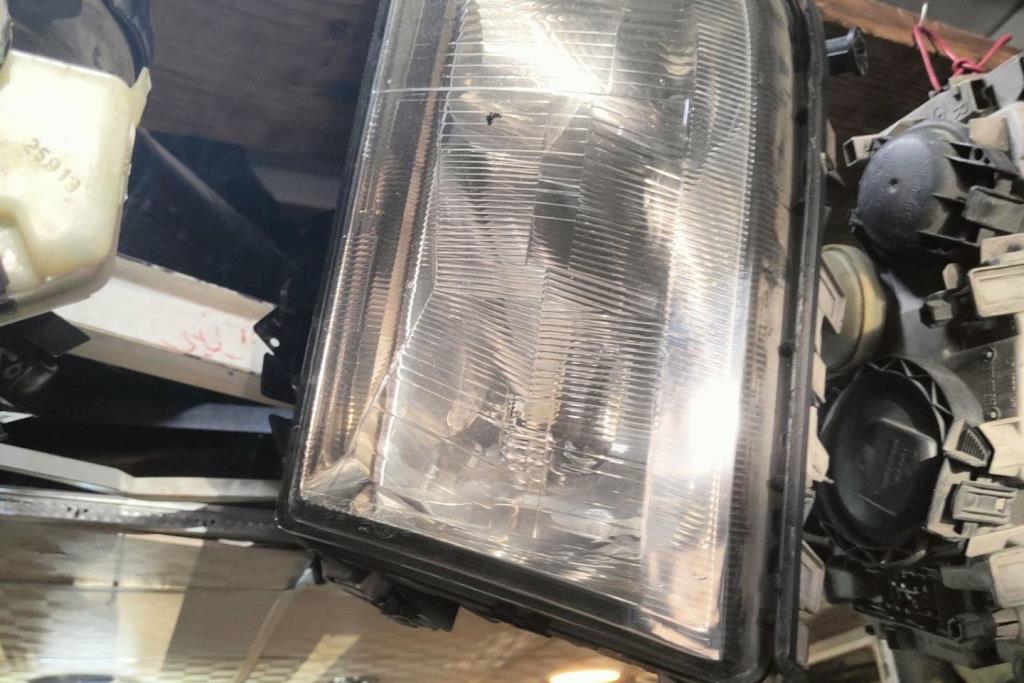 Lights Front light Mercedes Benz C200