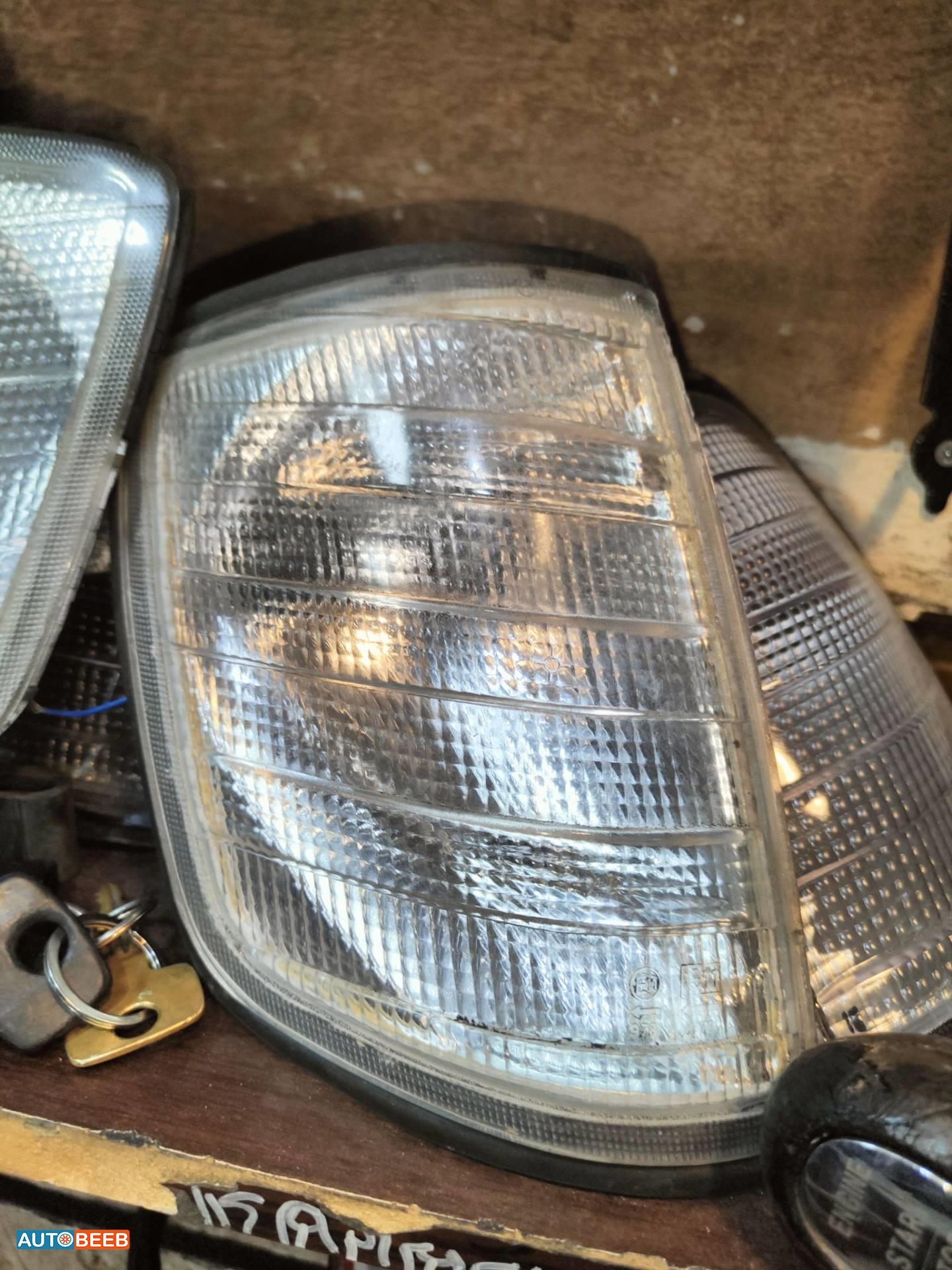 Lights Flasher Light Mercedes Benz E200