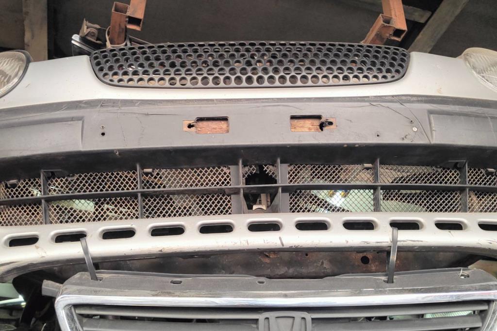 Body  Grilles Toyota Corolla