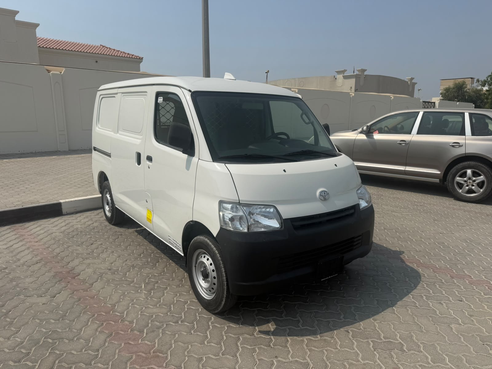 Minivan Toyota 2024