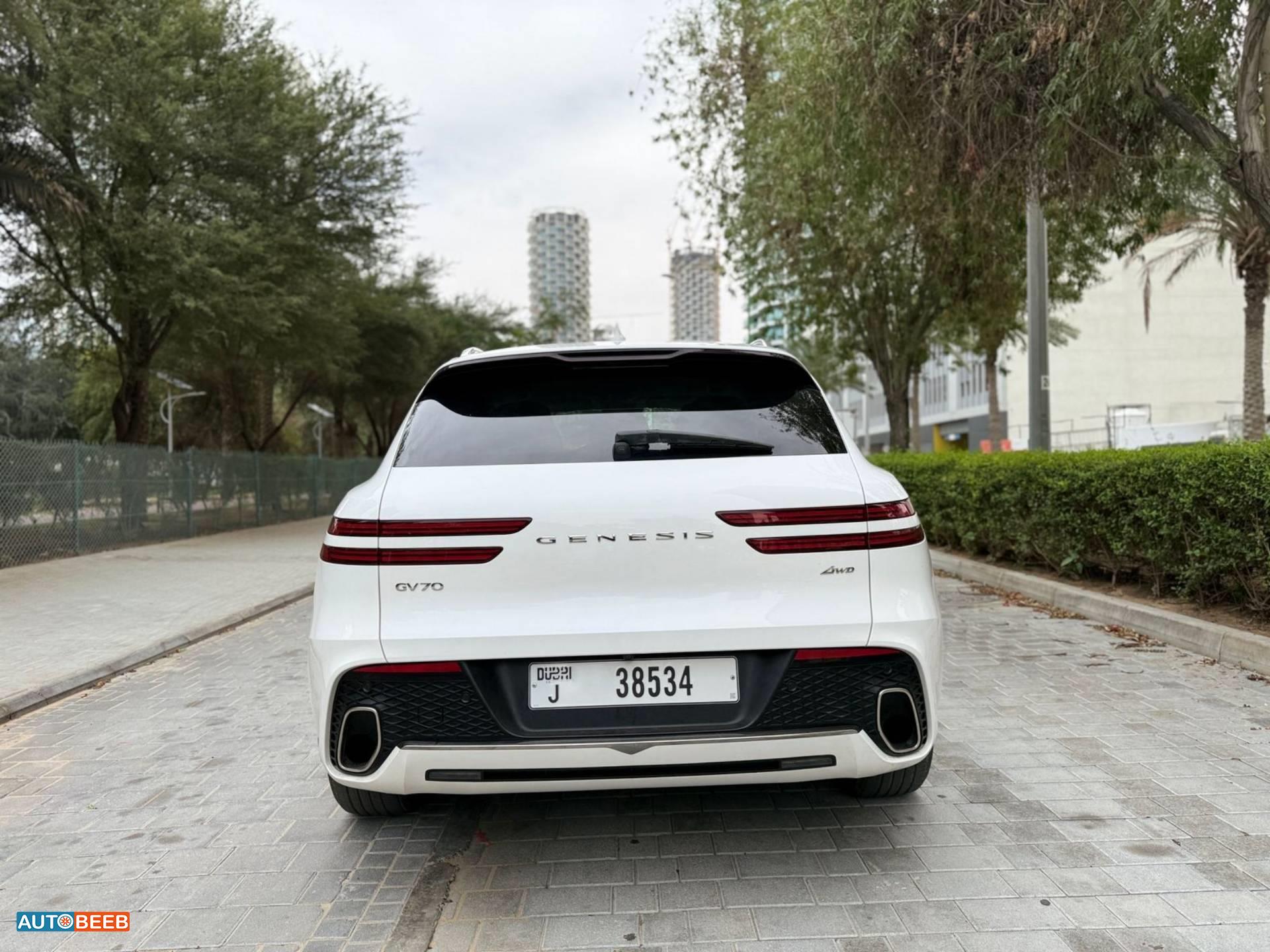 جينيسيس GV70 2025
