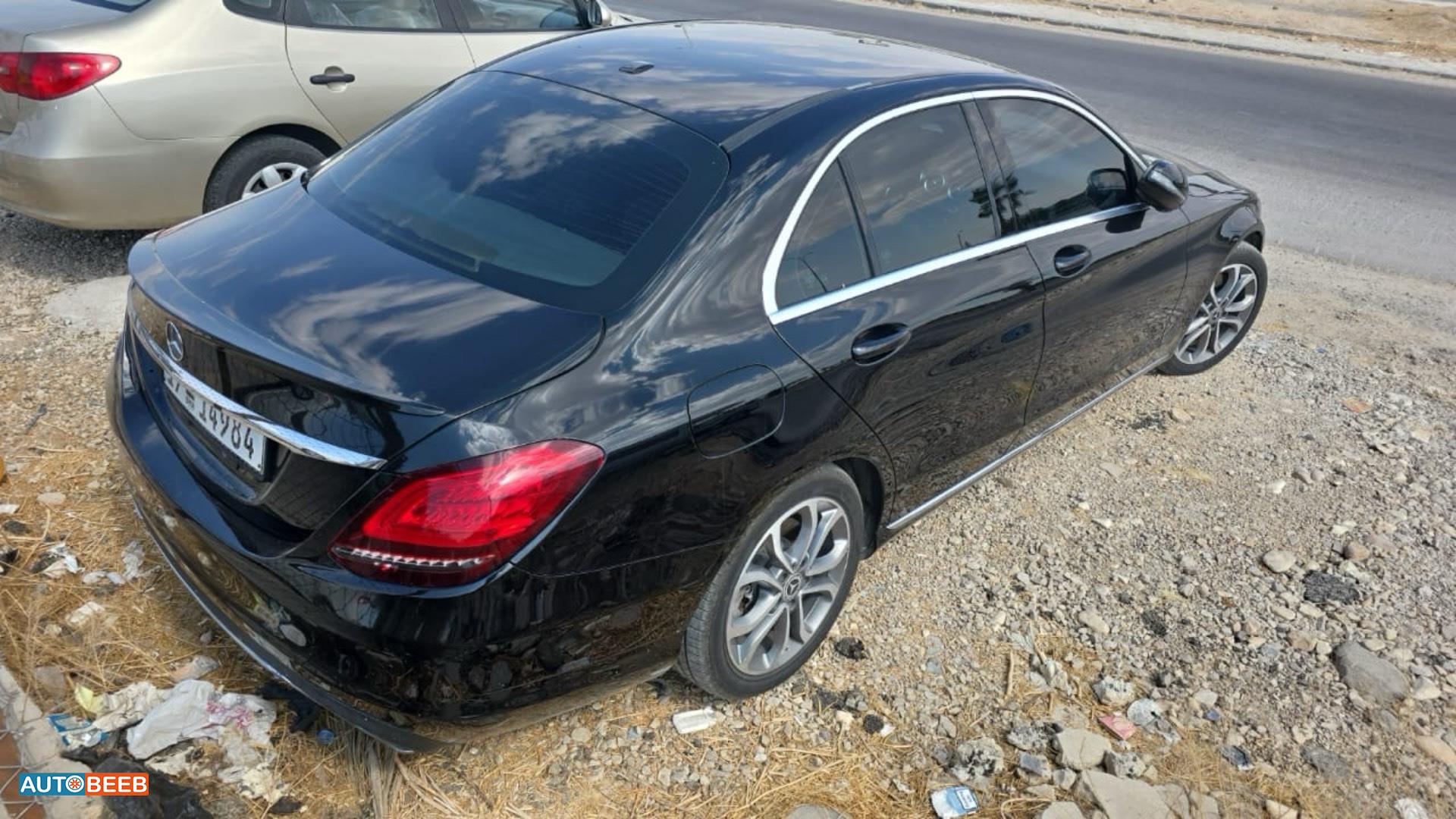 مرسيدس بنز C200 2015