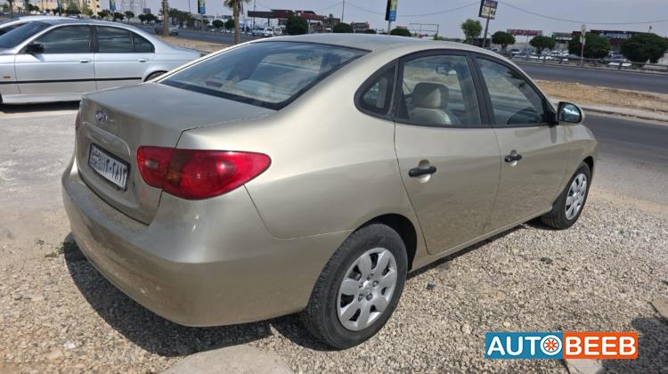 Hyundai Avante 2009