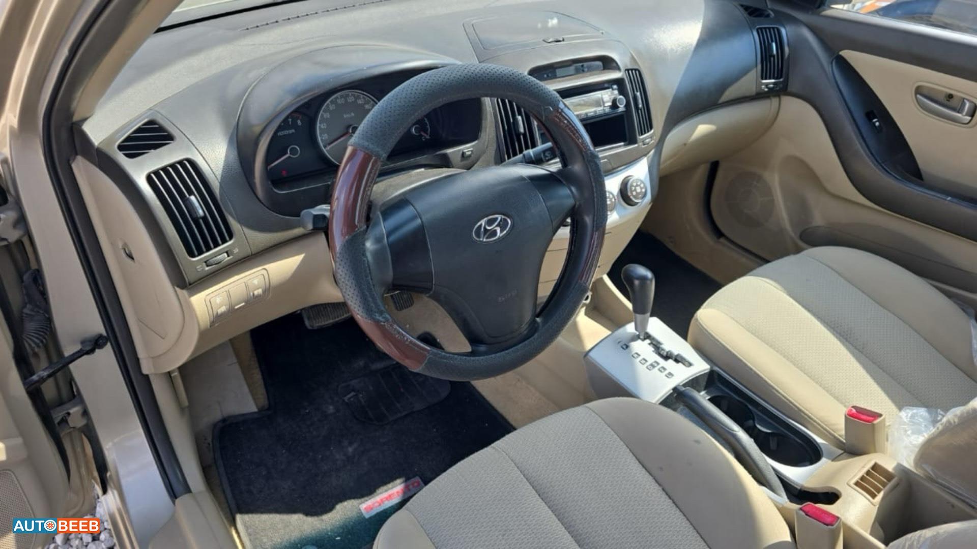 Hyundai Avante 2009