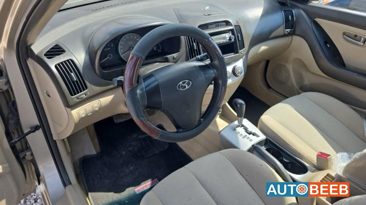 Hyundai Avante 2009