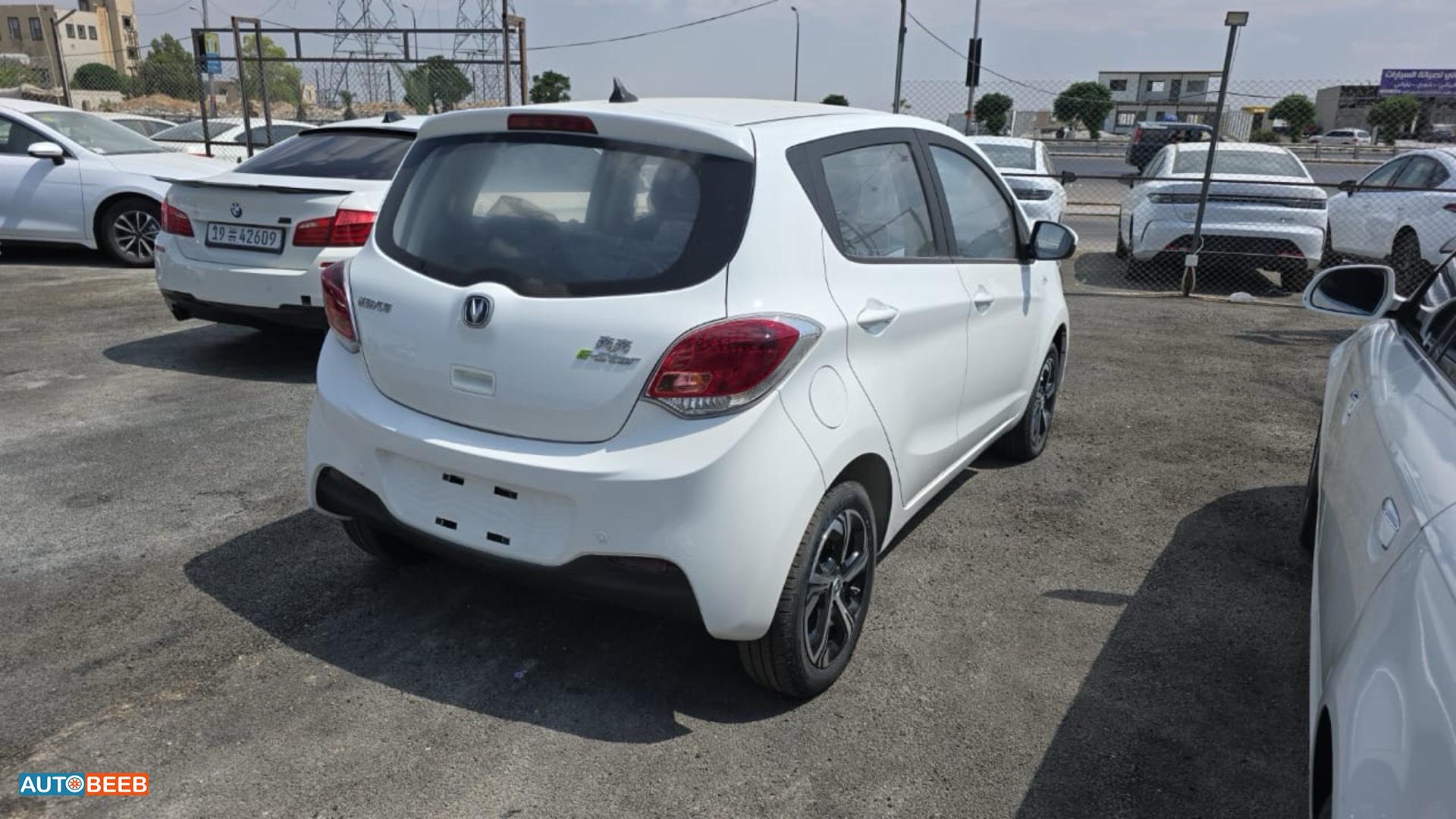 CHANGAN E-Star 2024