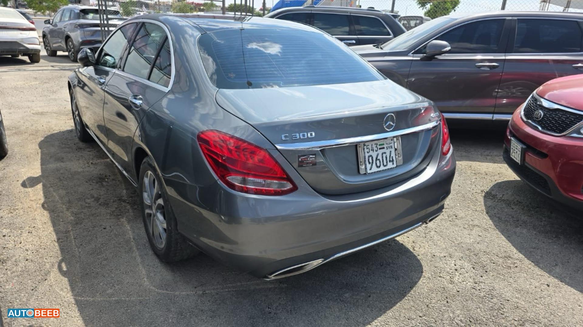 Mercedes Benz C300 2015