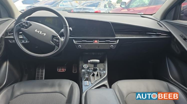 KIA Niro 2025