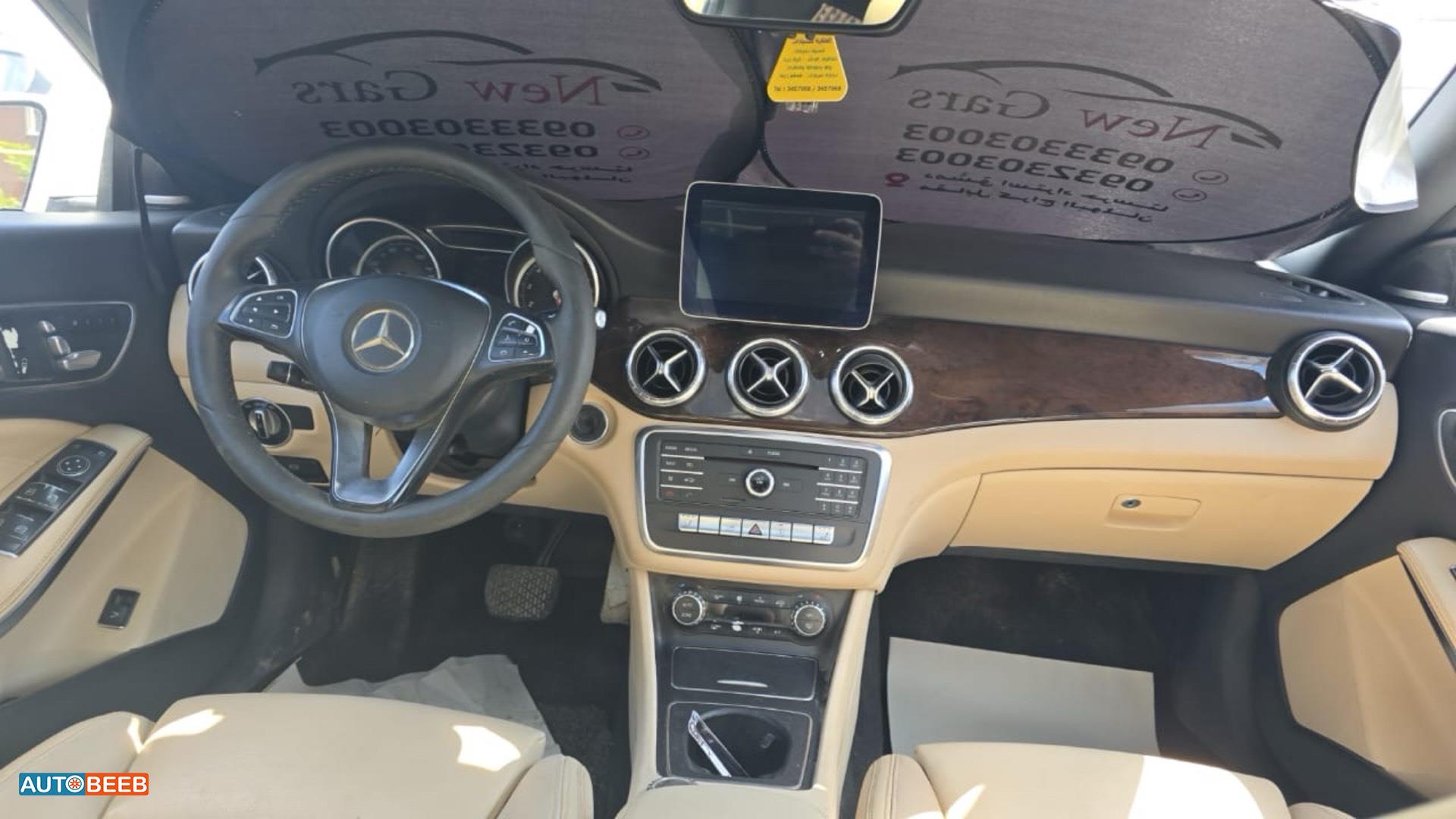 Mercedes Benz CLA250 2014