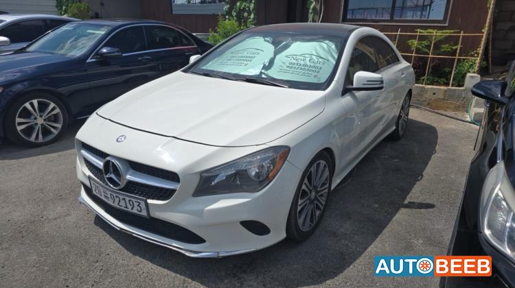 Mercedes Benz CLA250 2014