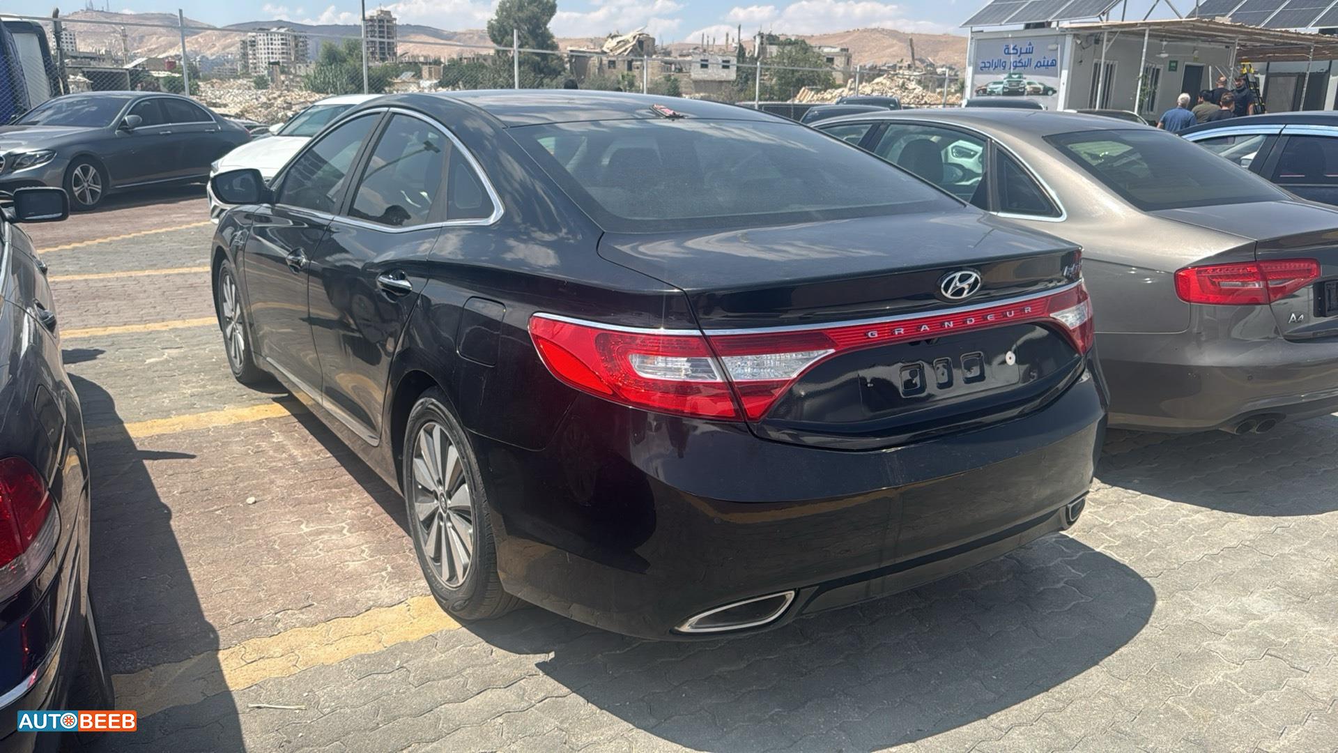 Hyundai Grandeur 2015