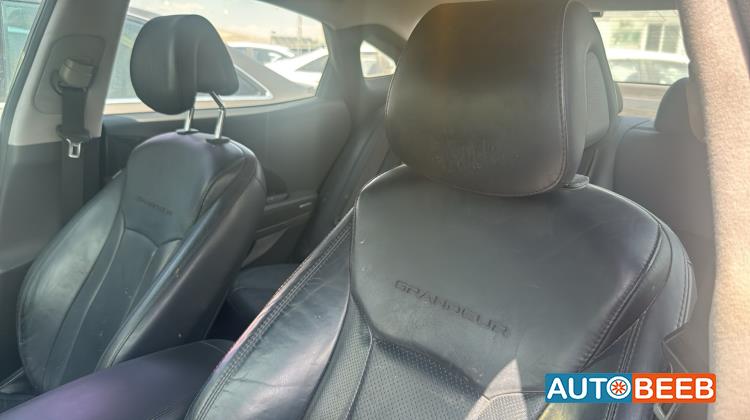 Hyundai Grandeur 2015