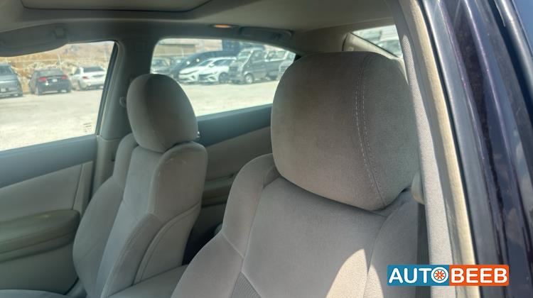 Nissan Maxima 2012