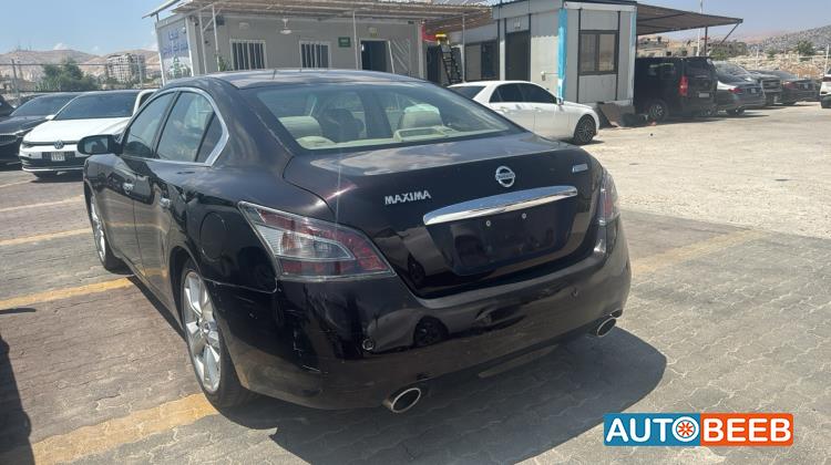 Nissan Maxima 2012