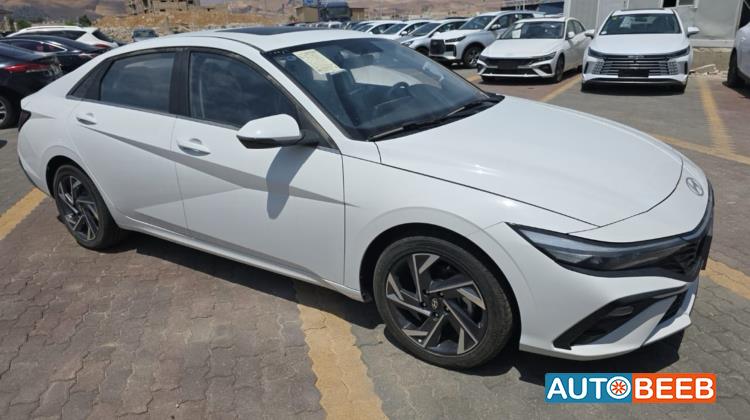 Hyundai Elantra 2025