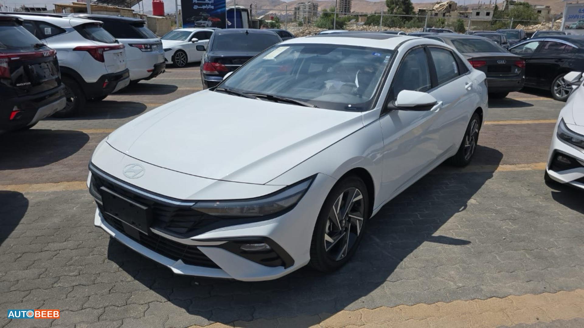 Hyundai Elantra 2025