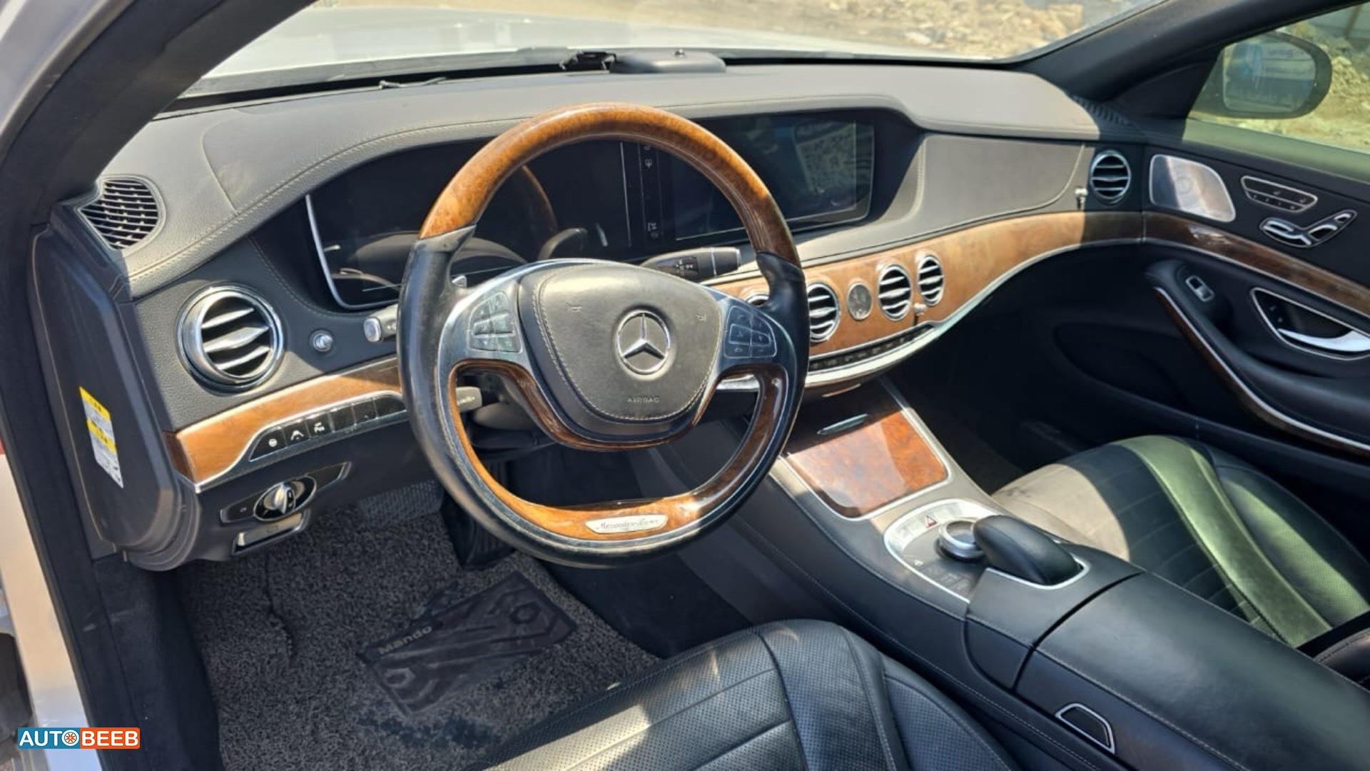 Mercedes Benz S550 2015