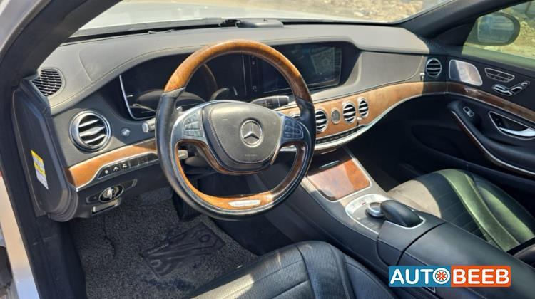 Mercedes Benz S550 2015
