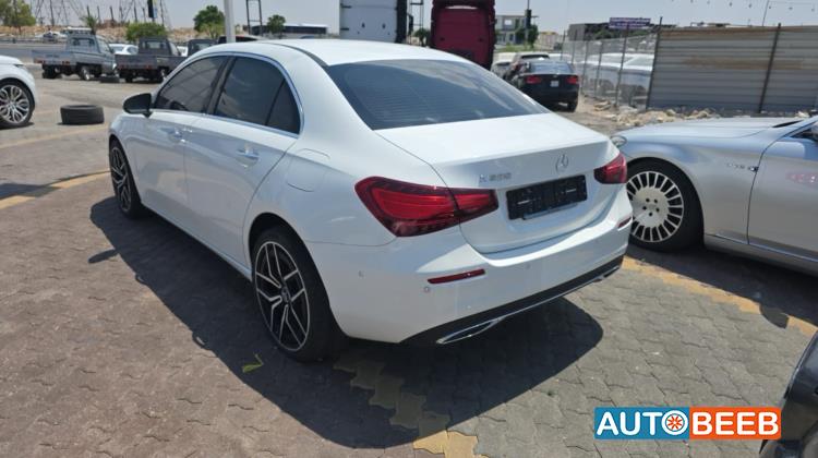 Mercedes Benz A220 2024