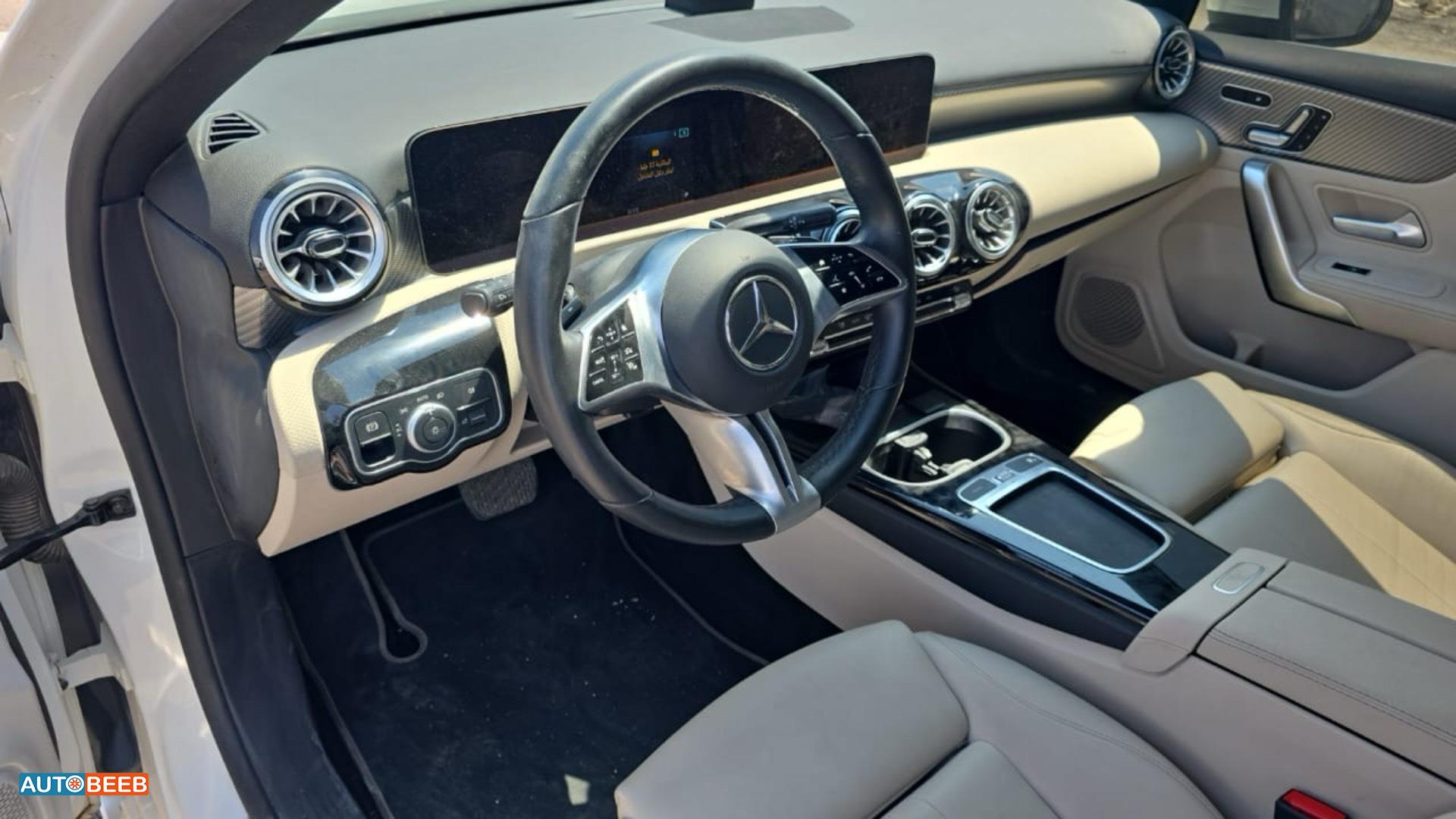 Mercedes Benz A220 2024