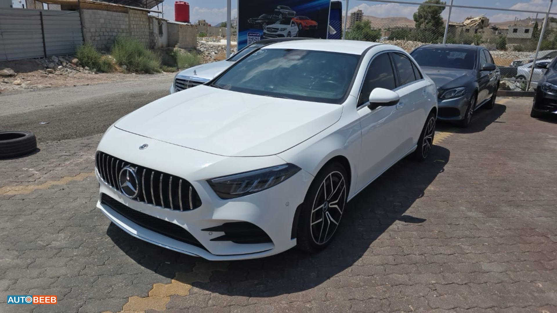 Mercedes Benz A220 2024