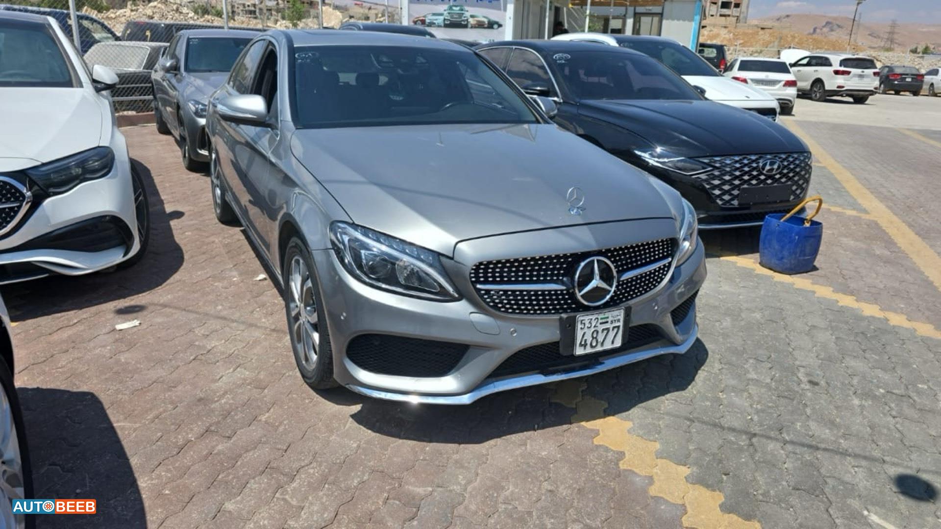 Mercedes Benz C200 2015