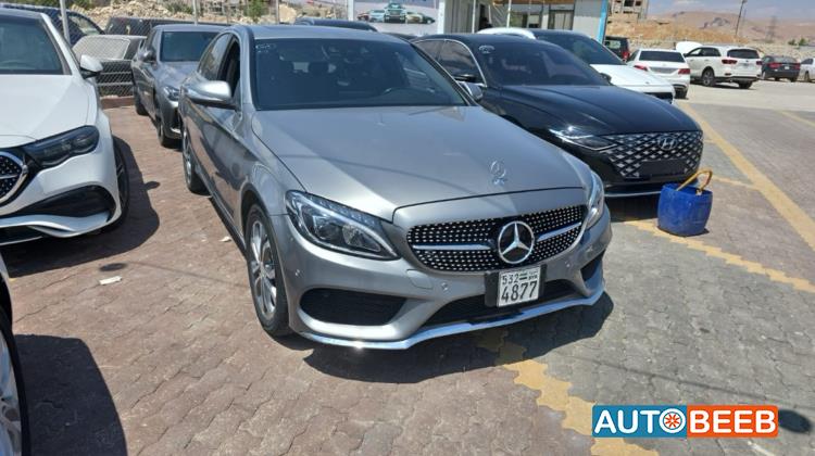 Mercedes Benz C200 2015