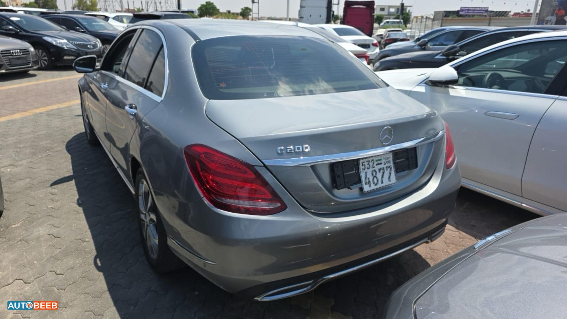 Mercedes Benz C200 2015