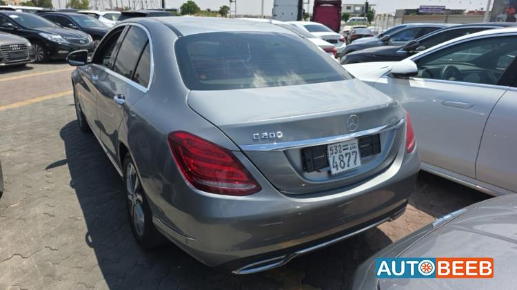 Mercedes Benz C200 2015