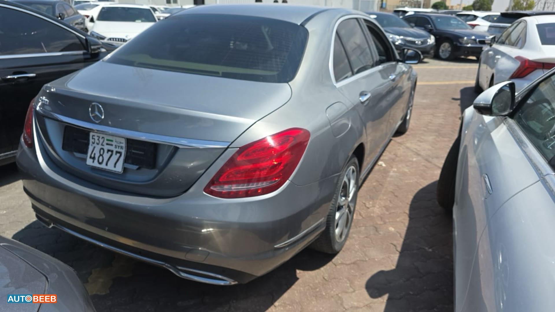Mercedes Benz C200 2015